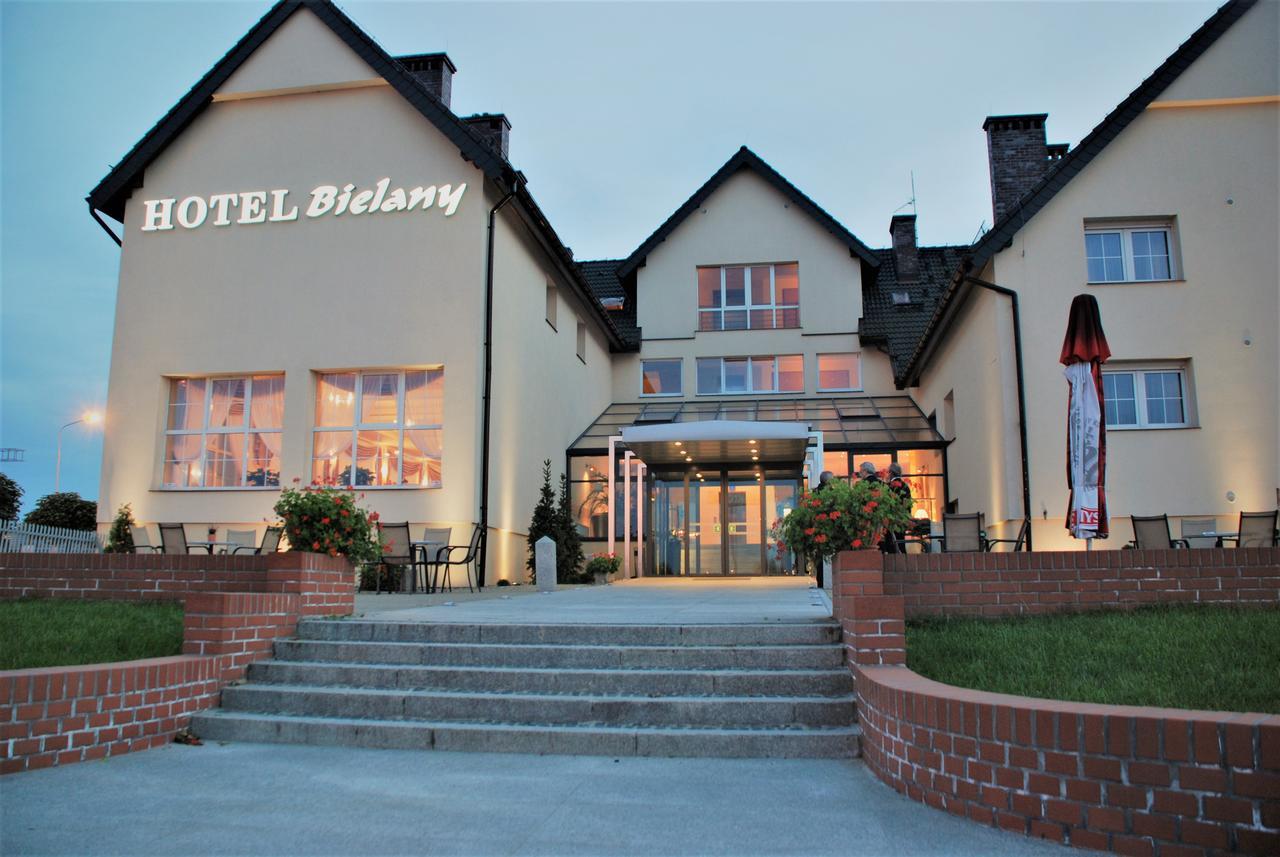 Hotel Bielany Bielany Wrocławskie Exteriör bild