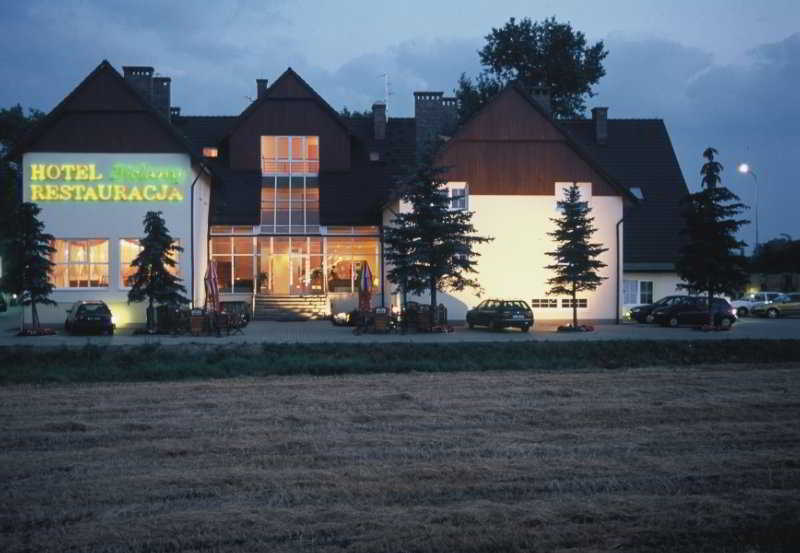 Hotel Bielany Bielany Wrocławskie Exteriör bild